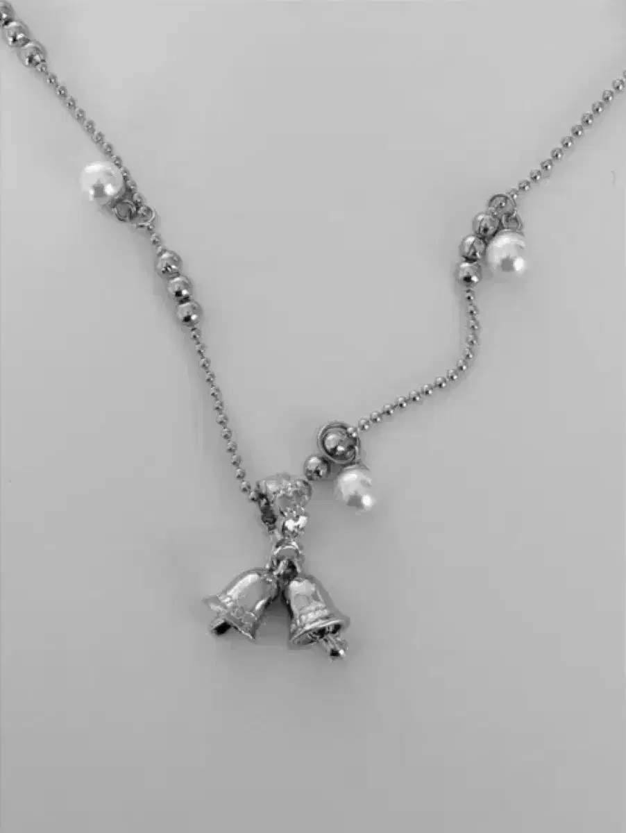 오퓨즈 pearl drop necklace (bell)